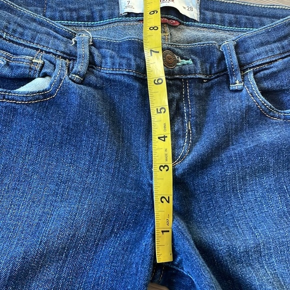Hollister SoCal Stretch Jeans Womens 28 (Juniors Size 7) Straight Leg Med Wash - Picture 9 of 12